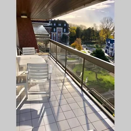 Triangle D'or Terrasse Garage Ferme